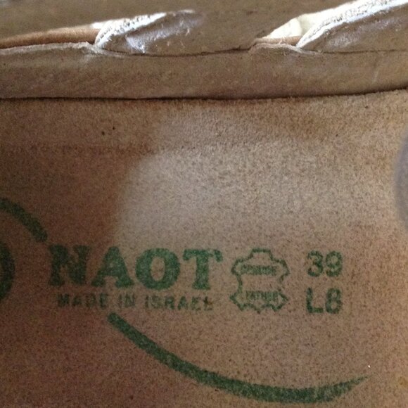 NAOT Gladiator "8" Leather/Suede flats, Tan Kata, Comfort, Trending, Strappy - Picture 4 of 6